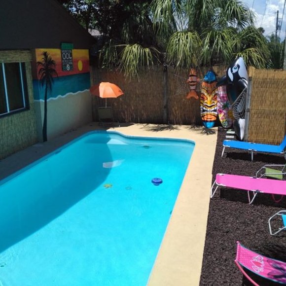 Meet your Posher, Michelle - Picture 8 of 8